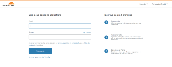 O cadastro no CloudFlare exige apenas um e-mail e uma senha